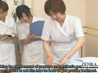 Subtitled bekläs kvinnlig naken hane japanska avrunkning spa grupp demonstration
