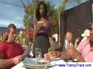 Trainy waitress gets alluring with client